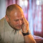 “Kada sam uradio DNK test, shvatio sam zašto me je majka mrzela i ostavila”: Rodila ga je sa 14 godina, a onda nestala bez traga “Kada sam uradio DNK test, shvatio sam zašto me je majka mrzela i ostavila”: Rodila ga je sa 14 godina, a onda nestala bez traga - featured image