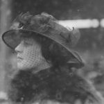 Udala se za 30 godina starijeg milionera, pa posle 6 meseci ostala udovica: Saznala da je trudna, a onda se medeni mesec pretvorio u tragediju! Udala se za 30 godina starijeg milionera, pa posle 6 meseci ostala udovica: Saznala da je trudna, a onda se medeni mesec pretvorio u tragediju! - featured image