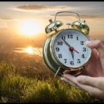 Jutros se pomjerio sat, a evo kako to utiče na zdravlje: 5 savjeta da sebi olakšate naredne dane Jutros se pomjerio sat, a evo kako to utiče na zdravlje: 5 savjeta da sebi olakšate naredne dane - featured image