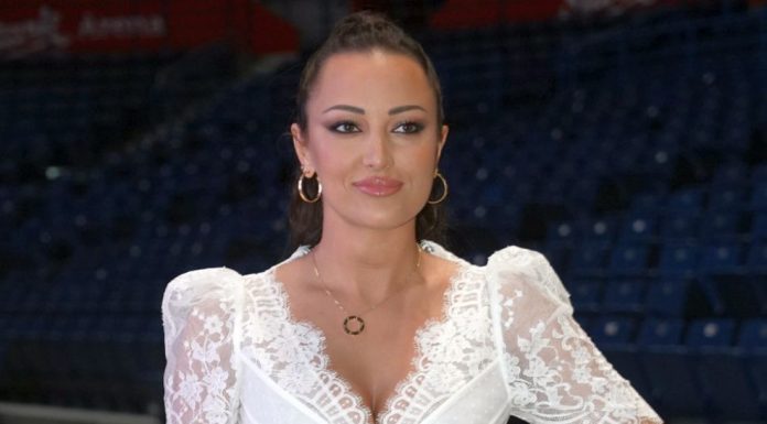 Skinula 23 kilograma i nikada ih nije vratila: Dijeta Aleksandre Prijović topi salo brzinski, a jedna stvar je posebno delotvorna Skinula 23 kilograma i nikada ih nije vratila: Dijeta Aleksandre Prijović topi salo brzinski, a jedna stvar je posebno delotvorna - featured image