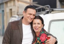 Naš čuveni glumac oženio je manekenku koja je radila sa najvećim svetskim zvezdama: Rodila je 3 sina pa otišla na selo da okopava baštu i gaji kokoši Naš čuveni glumac oženio je manekenku koja je radila sa najvećim svetskim zvezdama: Rodila je 3 sina pa otišla na selo da okopava baštu i gaji kokoši - featured image