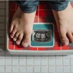 Ne jedete puno, ali ipak se debljate? Ovih 5 grešaka sigurno pravite Ne jedete puno, ali ipak se debljate? Ovih 5 grešaka sigurno pravite - featured image