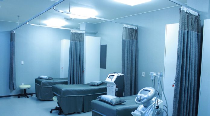 Snaga Tišine: Priča O Medicinskoj Sestri Koja Nije Odustala Kada Su Svi Izgubili Nadu Snaga Tišine: Priča O Medicinskoj Sestri Koja Nije Odustala Kada Su Svi Izgubili Nadu - featured image