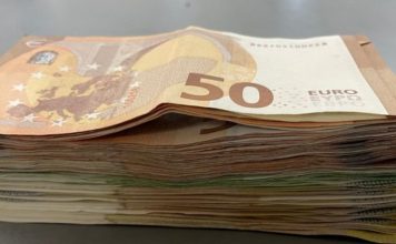 Imate 20 godina radnog staža i bili ste prijavljeni na minimalac? Pogledajte koliku penziju možete da očekujete Imate 20 godina radnog staža i bili ste prijavljeni na minimalac? Pogledajte koliku penziju možete da očekujete - featured image