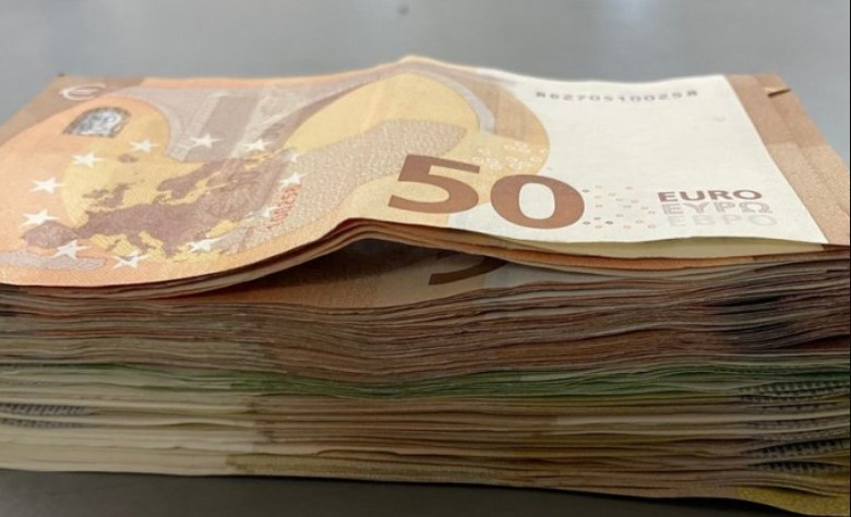 Imate 20 godina radnog staža i bili ste prijavljeni na minimalac? Pogledajte koliku penziju možete da očekujete - featured image Imate 20 godina radnog staža i bili ste prijavljeni na minimalac? Pogledajte koliku penziju možete da očekujete - featured image