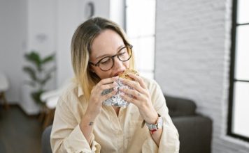 Zimi jedete bez kontrole? Svi prave ovu grešku, a ona potpuno menja osećaj gladi Zimi jedete bez kontrole? Svi prave ovu grešku, a ona potpuno menja osećaj gladi - featured image