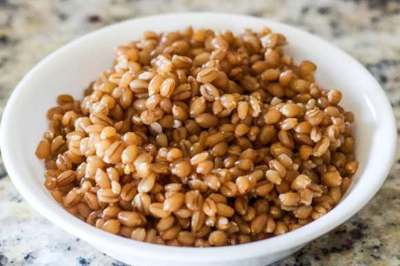 KUHANA PŠENICA JE SPAS ZA SVAKU ŽENU: 5 RAZLOGA ZAŠTO BISTE JE TREBALE JESTI KUHANA PŠENICA JE SPAS ZA SVAKU ŽENU: 5 RAZLOGA ZAŠTO BISTE JE TREBALE JESTI - featured image