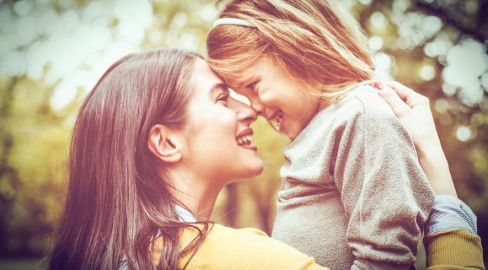 Naučila je da ljubav ne nestaje , vec samo mijenja oblik Naučila je da ljubav ne nestaje , vec samo mijenja oblik - featured image