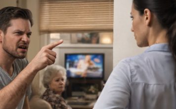 „Tvoja karijera može da sačeka“: Kako sam naučila muža da se poštovanje ne podrazumeva „Tvoja karijera može da sačeka“: Kako sam naučila muža da se poštovanje ne podrazumeva - featured image