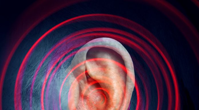 Zujanje, pištanje ili šum u ušima: šta je tinitus, zašto se javlja i kada treba reagovati? Zujanje, pištanje ili šum u ušima: šta je tinitus, zašto se javlja i kada treba reagovati? - featured image