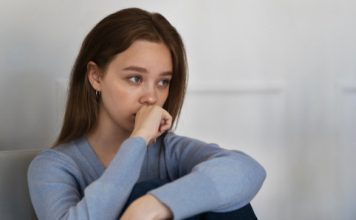 Izbačena zbog ljubavi: Kako me brak s običnim stolarom zauvijek promijenio Izbačena zbog ljubavi: Kako me brak s običnim stolarom zauvijek promijenio - featured image