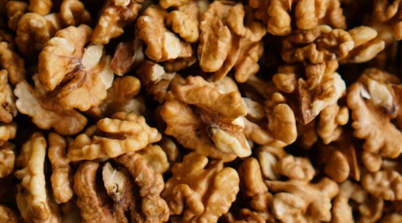 Zašto su orasi prava mala superhrana - featured image Zašto su orasi prava mala superhrana - featured image