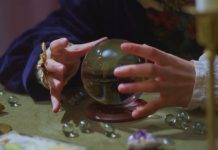 Što Biblija kaže o odlasku vidovnjacima? Što Biblija kaže o odlasku vidovnjacima? - featured image