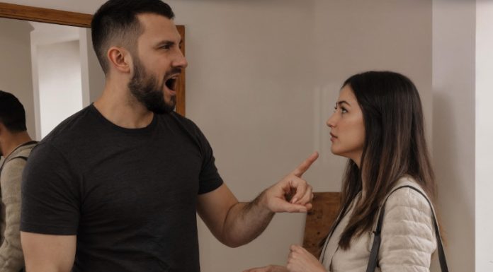 Jedan zahtjev, sedam godina braka i istina koju više nisam mogao ignorisati Jedan zahtjev, sedam godina braka i istina koju više nisam mogao ignorisati - featured image