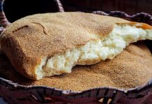 Arapski hleb od griza: Pecivo na koje ćete se navući! Arapski hleb od griza: Pecivo na koje ćete se navući! - featured image