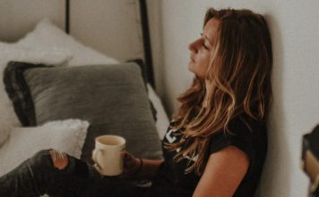 Kada žena postane ravnodušna, izgubili ste je zauvijek – 6 znakova ženkse ravnodušnosti Kada žena postane ravnodušna, izgubili ste je zauvijek – 6 znakova ženkse ravnodušnosti - featured image