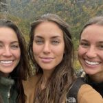 3 drugarice su nestale na planinarenju: Godinu dana kasnije na obližnju pumpu ulazi jedna od njih u jezivom stanju, tada se odmotava klupko užasa koji su prošle