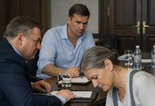 Čistačica se nikada u životu nije miješala u razgovore na sastancima i uvijek je tiho obavljala svoj posao, ali toga dana nije izdržala i rekla je nešto što je šokiralo sve poslovne ljude. 😢😱