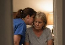 Vjerovala sam ženi koja je brinula o mojoj majci dok je nisam čula kako šapuće: «Nikada to ne govori svojoj kćeri. Zakopali smo to s razlogom.» 🤔😨😮🤔