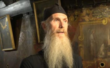 Monah Arsenije kaže da su ovo 3 znaka porodičnog prokletstva: “Demonska sila stiče vlast, samo pogledajte svoju decu i videćete” Monah Arsenije kaže da su ovo 3 znaka porodičnog prokletstva: “Demonska sila stiče vlast, samo pogledajte svoju decu i videćete” - featured image