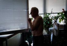 Da li treba otvarati ili zatvarati prozore na +40? Svi prave istu grešku, jedna navika više prži kuću od sunca Da li treba otvarati ili zatvarati prozore na +40? Svi prave istu grešku, jedna navika više prži kuću od sunca - featured image