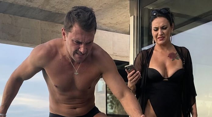 Bahata žena naredila da svekrvu drže u hotelskom bazenu — nije znala da pred njom stoje vlasnica lanca i prava supruga njenog „muža“ Bahata žena naredila da svekrvu drže u hotelskom bazenu — nije znala da pred njom stoje vlasnica lanca i prava supruga njenog „muža“ - featured image