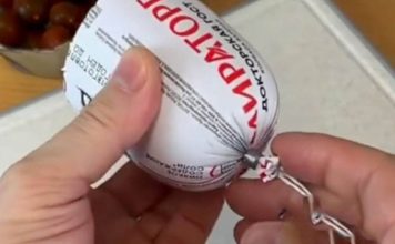 Dva viralna prizora iz svakodnevice: trik sa salamom i skupo slatko iz Hrvatske postali hit na mrežama Dva viralna prizora iz svakodnevice: trik sa salamom i skupo slatko iz Hrvatske postali hit na mrežama - featured image
