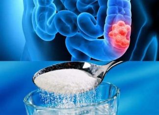 Očistite debelo crijevo slanom vodom: Izbacite sve otrove nakon zatvora i to u roku od 30 minuta! (RECEPT) Očistite debelo crijevo slanom vodom: Izbacite sve otrove nakon zatvora i to u roku od 30 minuta! (RECEPT) - featured image