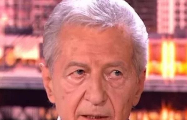 “NIKADA MI NIJE BILO TEŽE, VIŠE NEĆU UZETI MIKROFON U RUKE” Miroslav Ilić neutješan zbog smrti “NIKADA MI NIJE BILO TEŽE, VIŠE NEĆU UZETI MIKROFON U RUKE” Miroslav Ilić neutješan zbog smrti - featured image